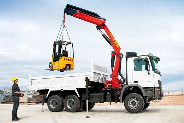 Кран-маніпулятор Palfinger PK 30002 High Performance