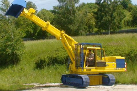 Экскаватор-планировщик UDS 211