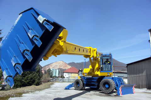 Экскаватор-планировщик UDS 232