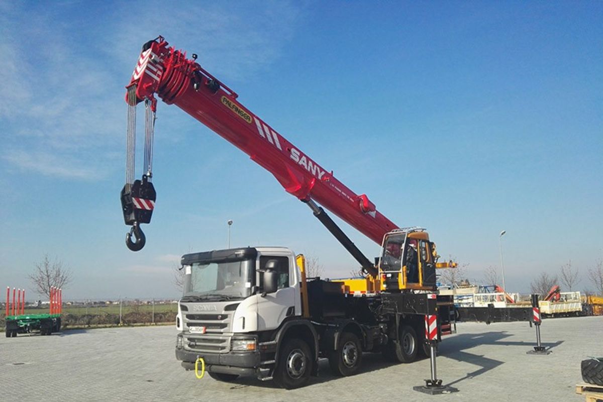 Какие основные преимущества имеют автокраны Palfinger Sany серии SPC