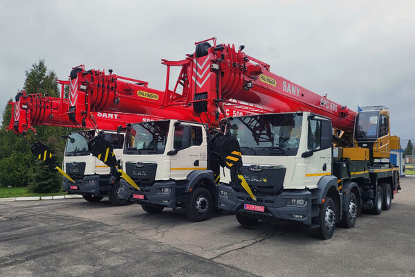 Закінчено роботу над крупною партією 50-тонних автокранів Palfinger Sany SPC500 на MAN TGS